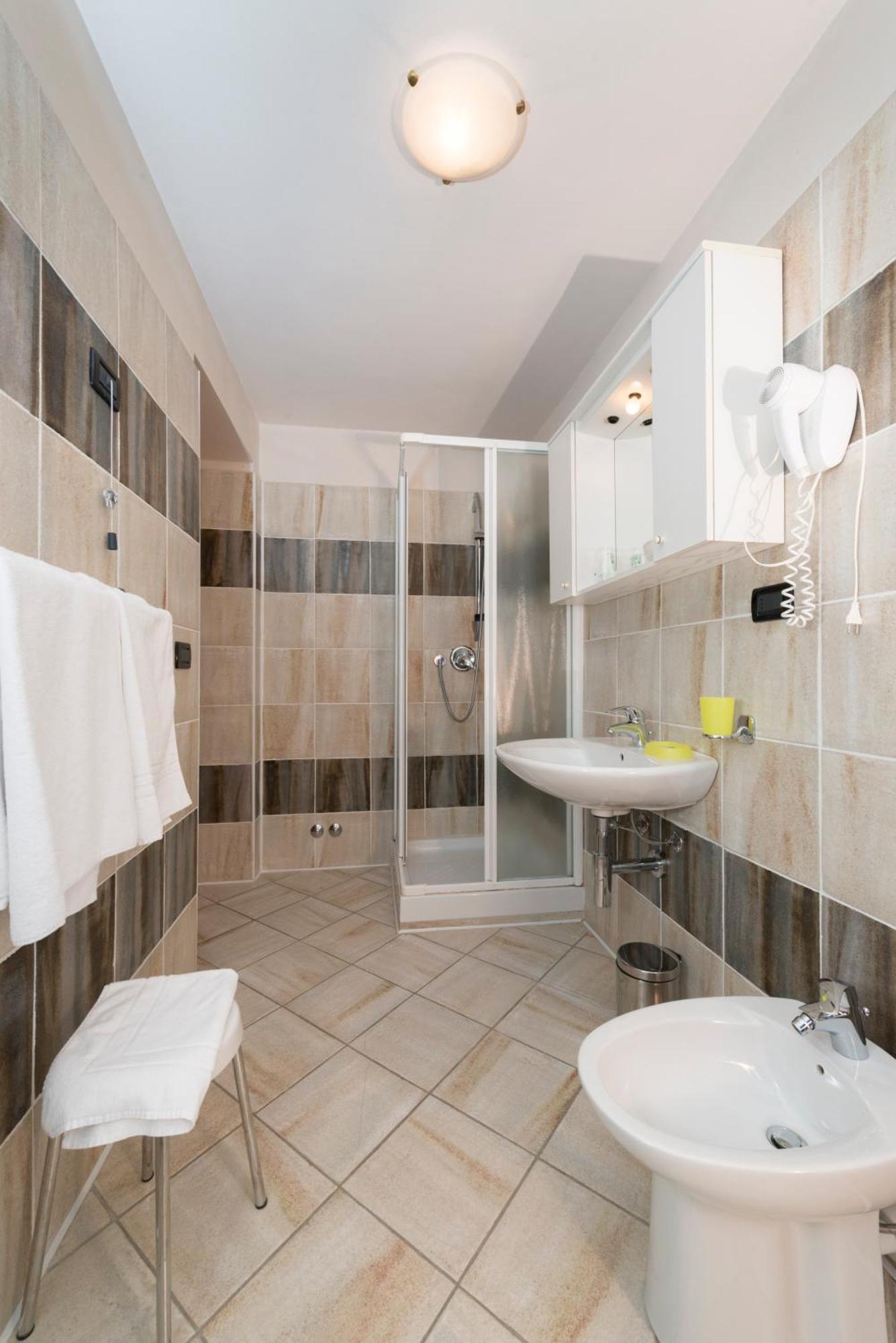 Hotel&Restaurant Armanac De Toubie Arnad Buitenkant foto