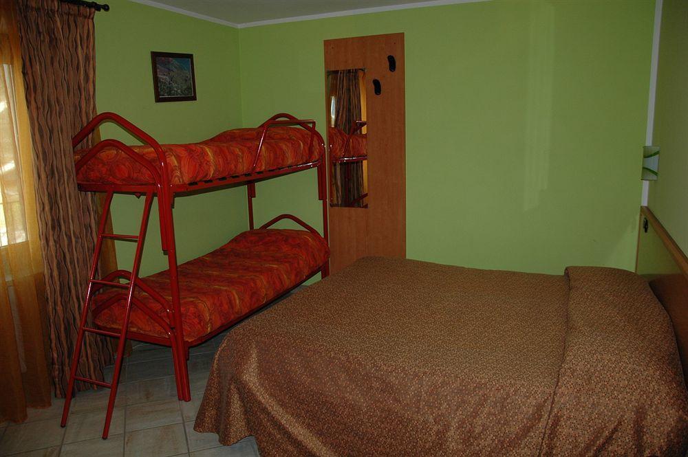 Hotel&Restaurant Armanac De Toubie Arnad Buitenkant foto